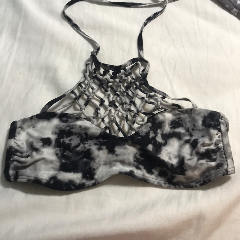 Bathing suit